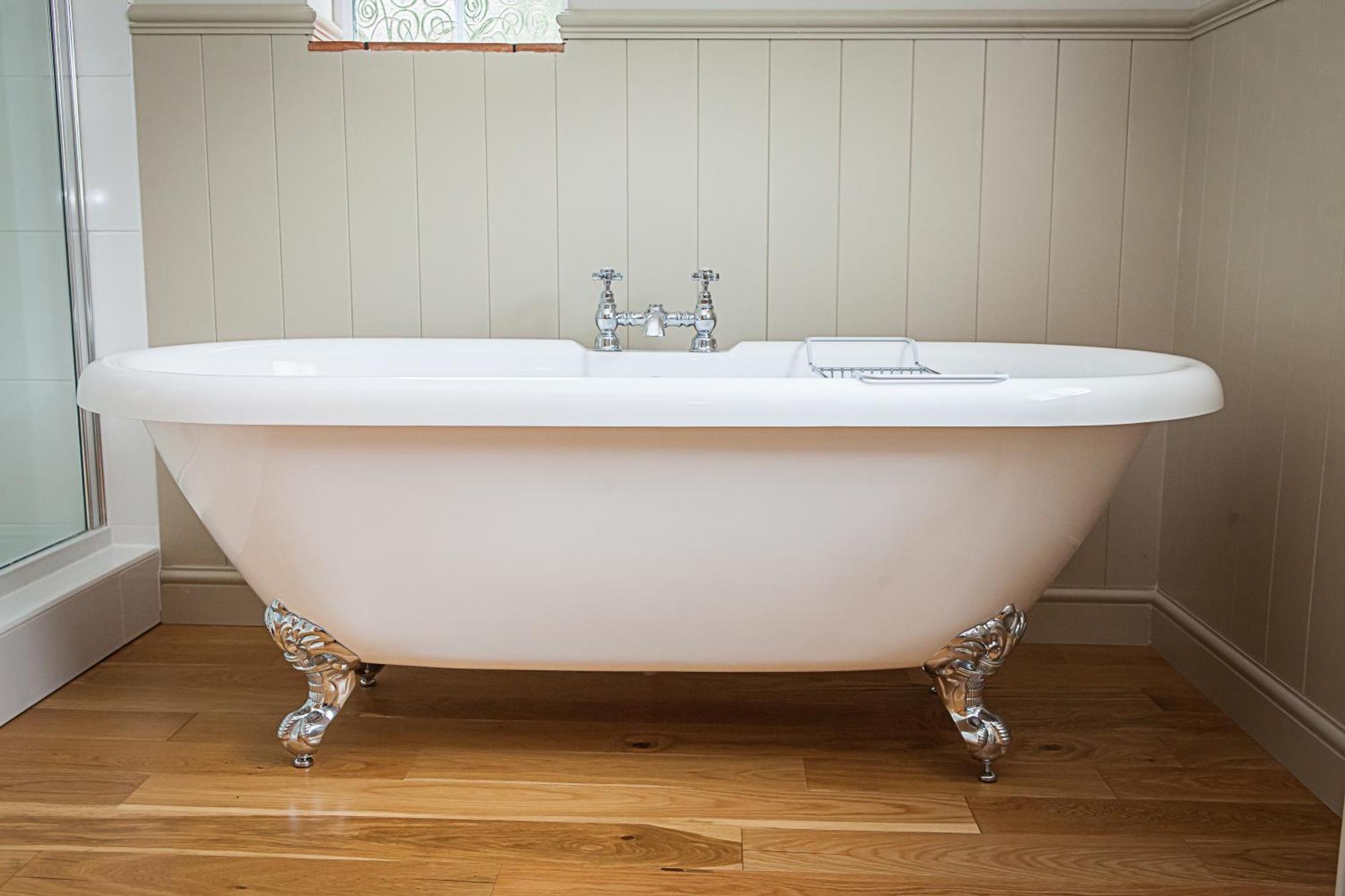 Stoodleigh Court Coach House Bed & Breakfast ทิเวอร์ตัน ห้อง รูปภาพ