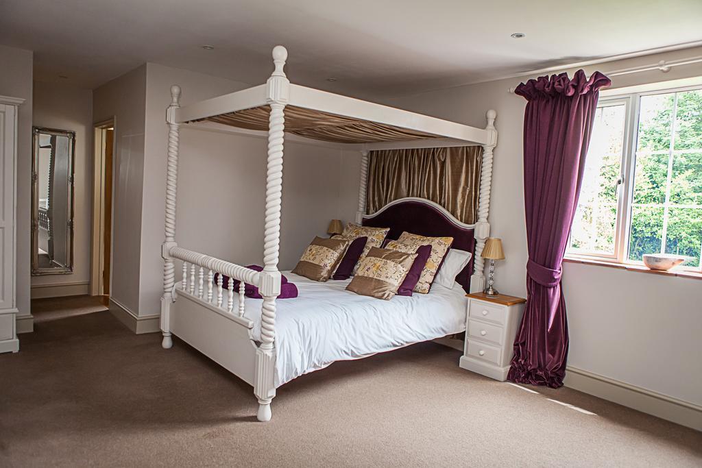 Stoodleigh Court Coach House Bed & Breakfast ทิเวอร์ตัน ภายนอก รูปภาพ
