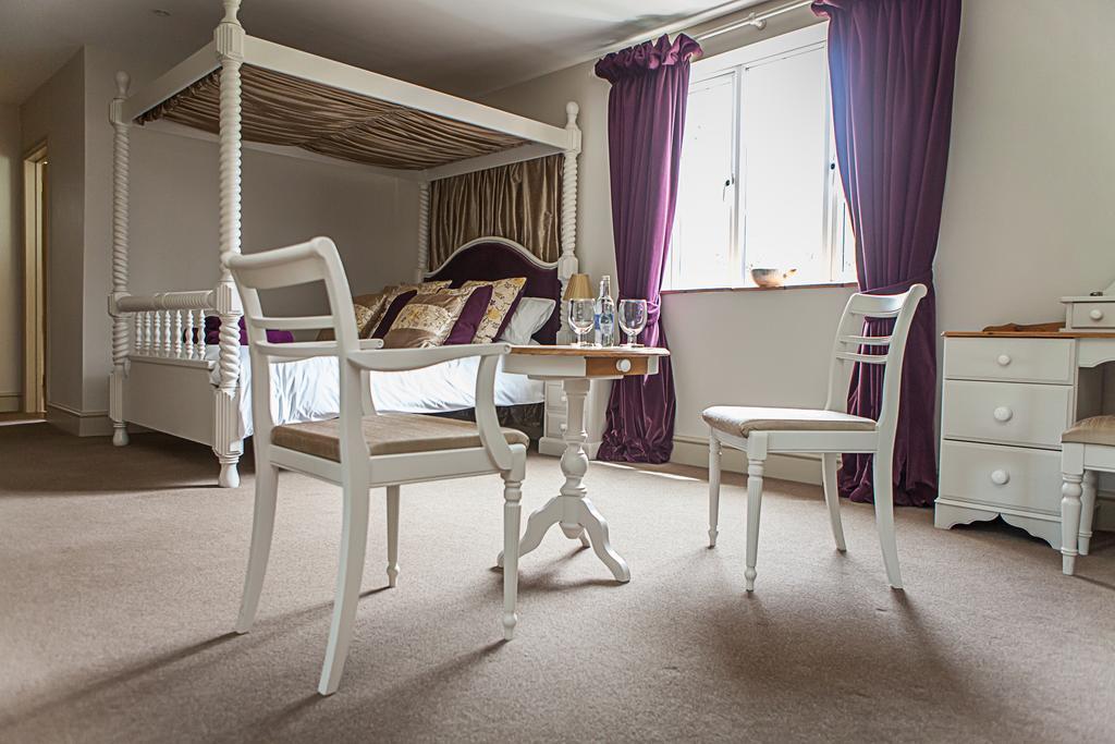 Stoodleigh Court Coach House Bed & Breakfast ทิเวอร์ตัน ภายนอก รูปภาพ