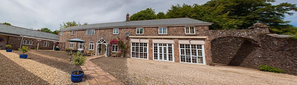 Stoodleigh Court Coach House Bed & Breakfast ทิเวอร์ตัน ภายนอก รูปภาพ